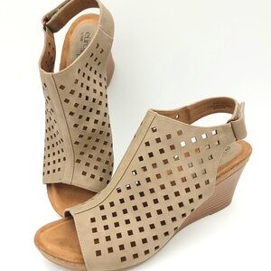 Soft sling back wedge heel shoes
